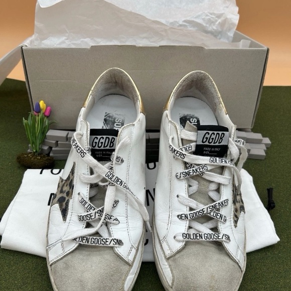 Golden Goose White Sneakers with Gold and Leopard Star - Picture 3 of 12